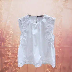 Chloe – Women's Summer Sleeveless Lace Crochet Tank Top