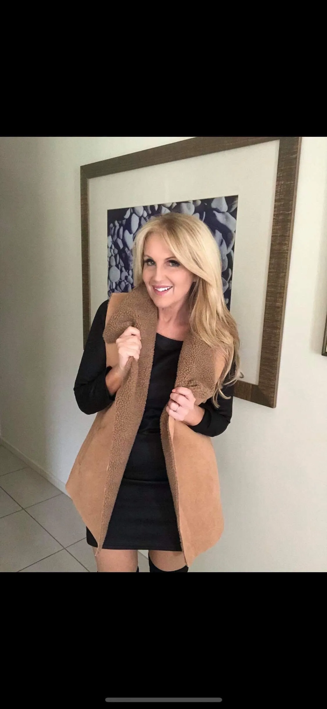CONTRAST FUR VEST