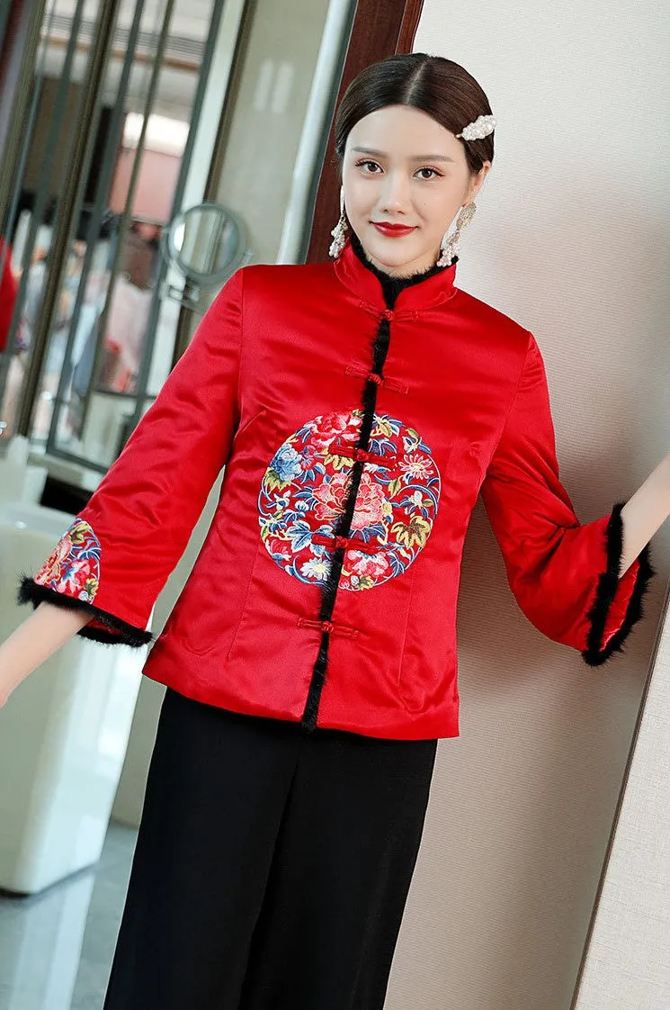 Floral Embroidery Chinese Style Women's Wadded Coat with Fur Edge