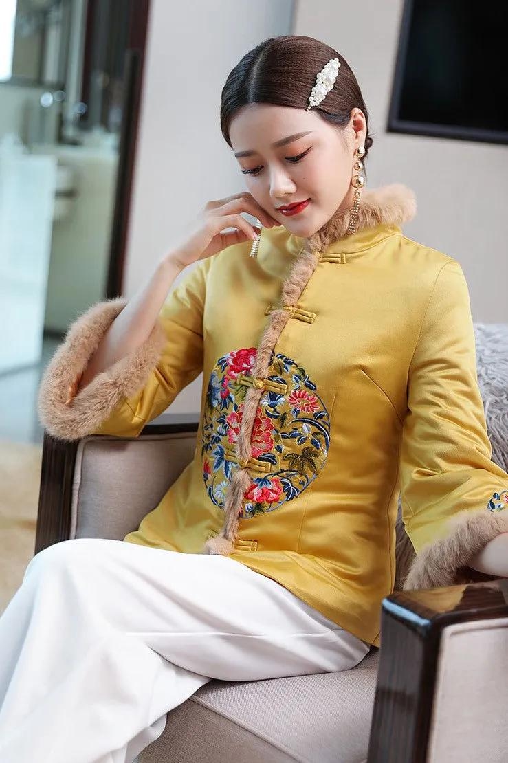Floral Embroidery Chinese Style Women's Wadded Coat with Fur Edge