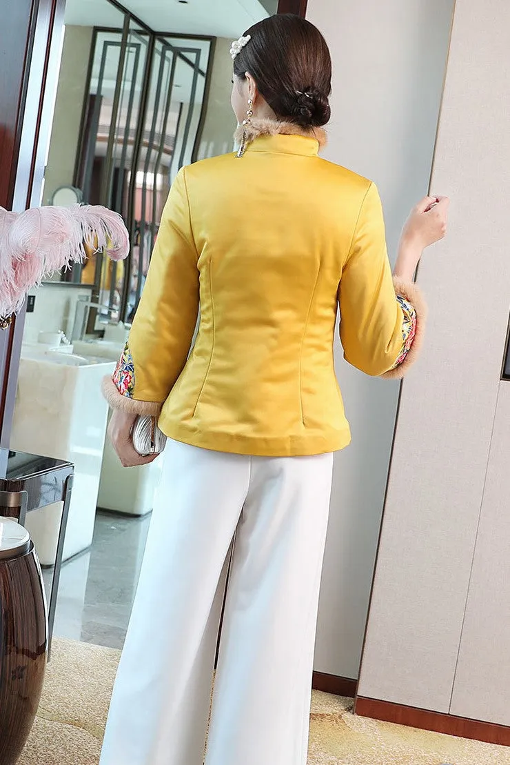 Floral Embroidery Chinese Style Women's Wadded Coat with Fur Edge