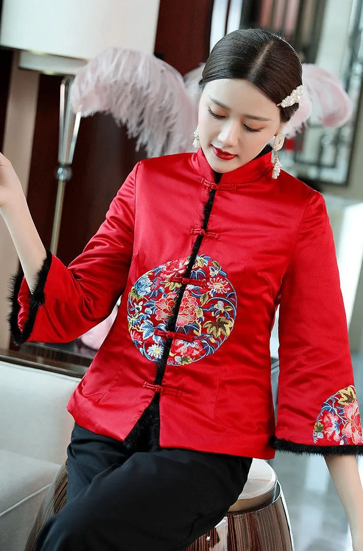Floral Embroidery Chinese Style Women's Wadded Coat with Fur Edge
