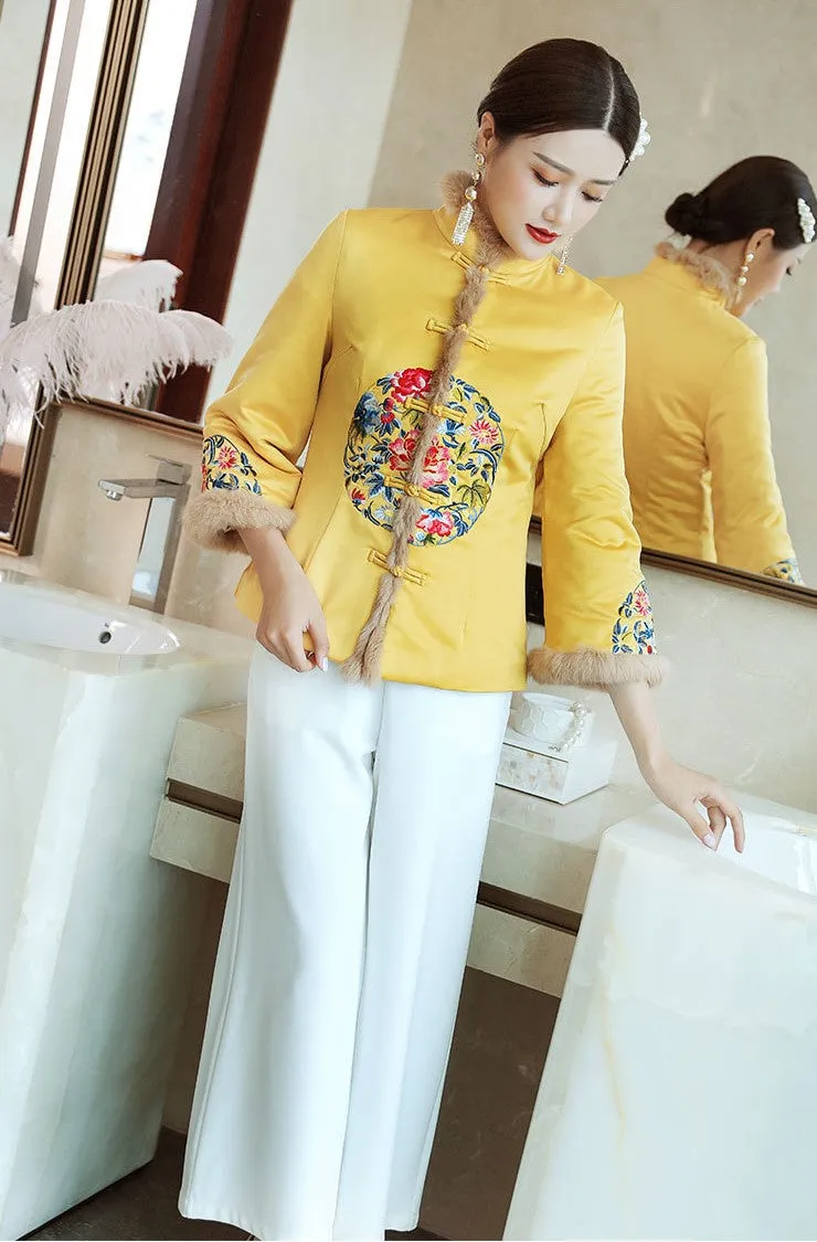 Floral Embroidery Chinese Style Women's Wadded Coat with Fur Edge