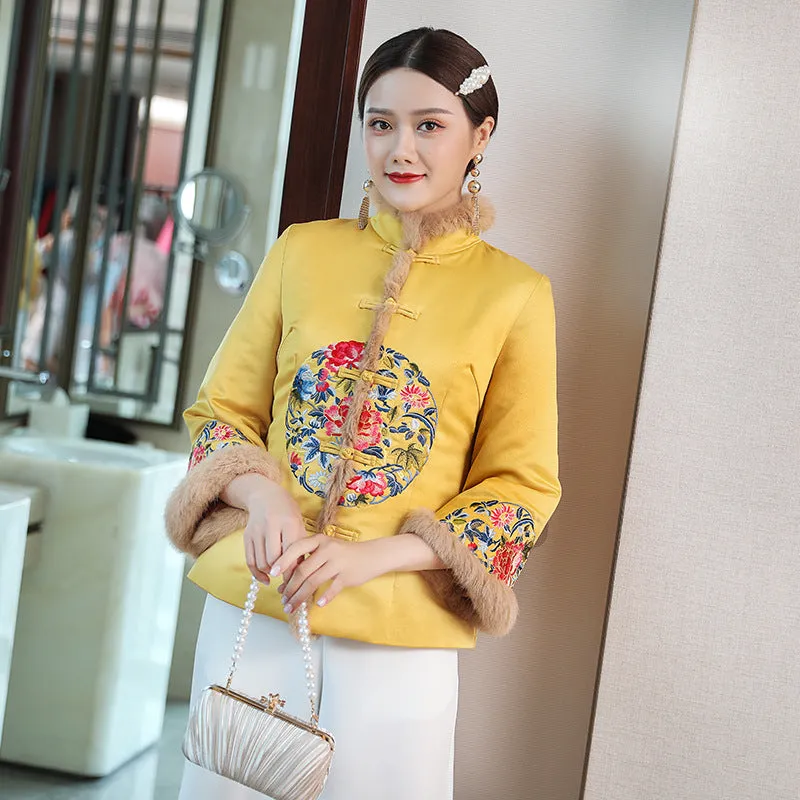 Floral Embroidery Chinese Style Women's Wadded Coat with Fur Edge