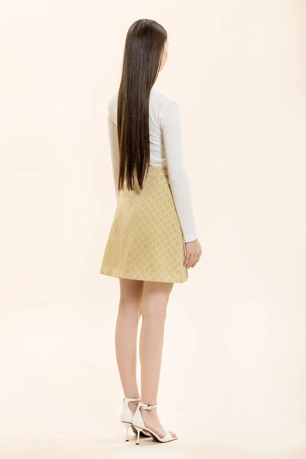 Hazel Straight Long Sleeved Knitted Fabric Top