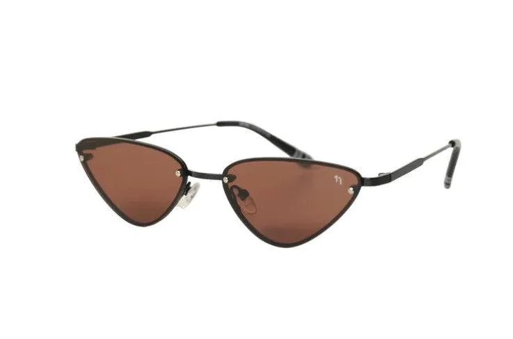 Hepburn - Sepia 001