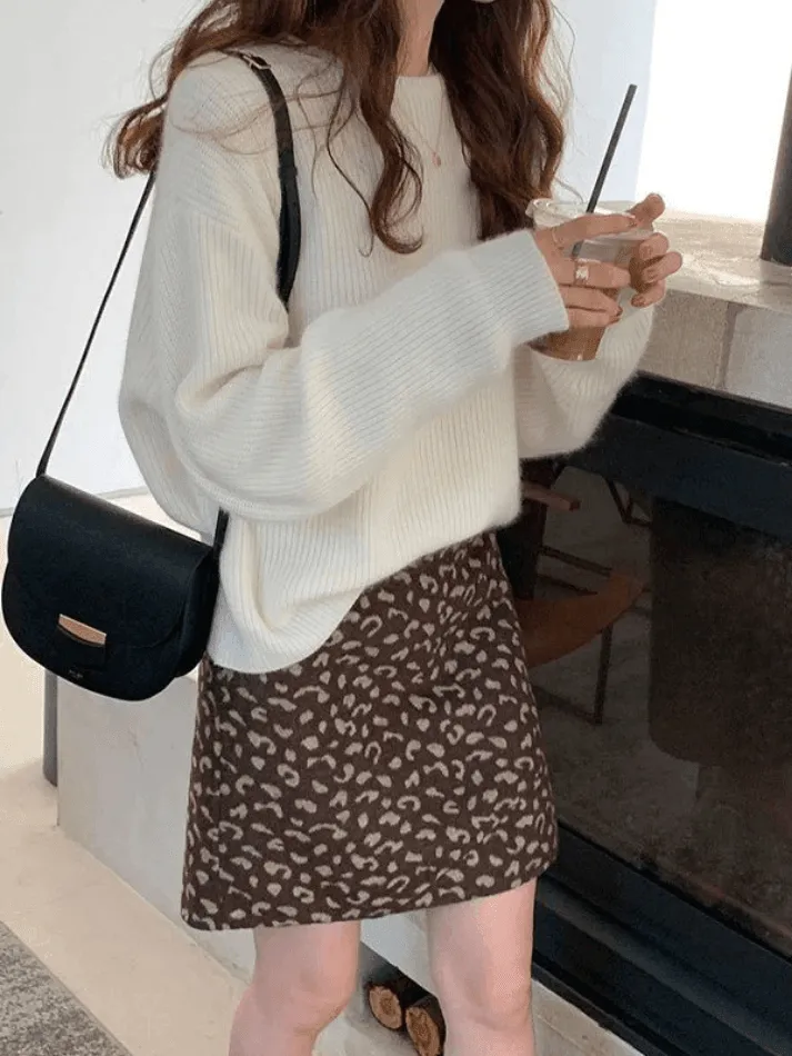 Joskaa Solid Color Crew Neck Pullover Sweater