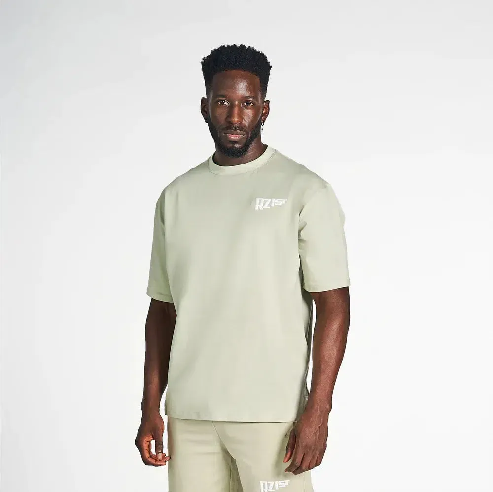 RZIST NEVER SETTLE MEN'S DESERT SAGE OVERSIZED DROP-SHOULDER TEE