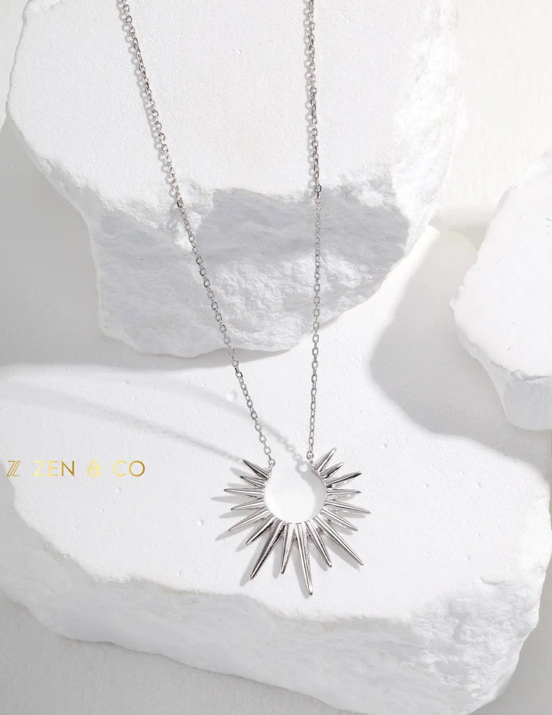 SOL Pendant layering necklace