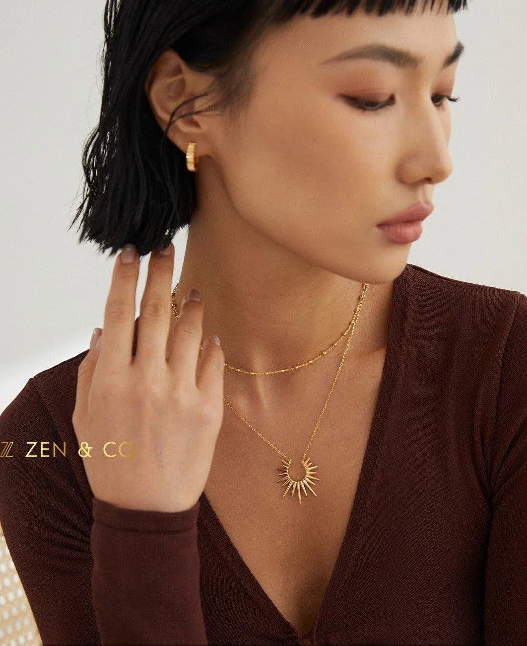 SOL Pendant layering necklace