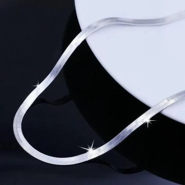 Sophisticated Gold & Silver Chain Necklace: Elegant Women's Jewelry