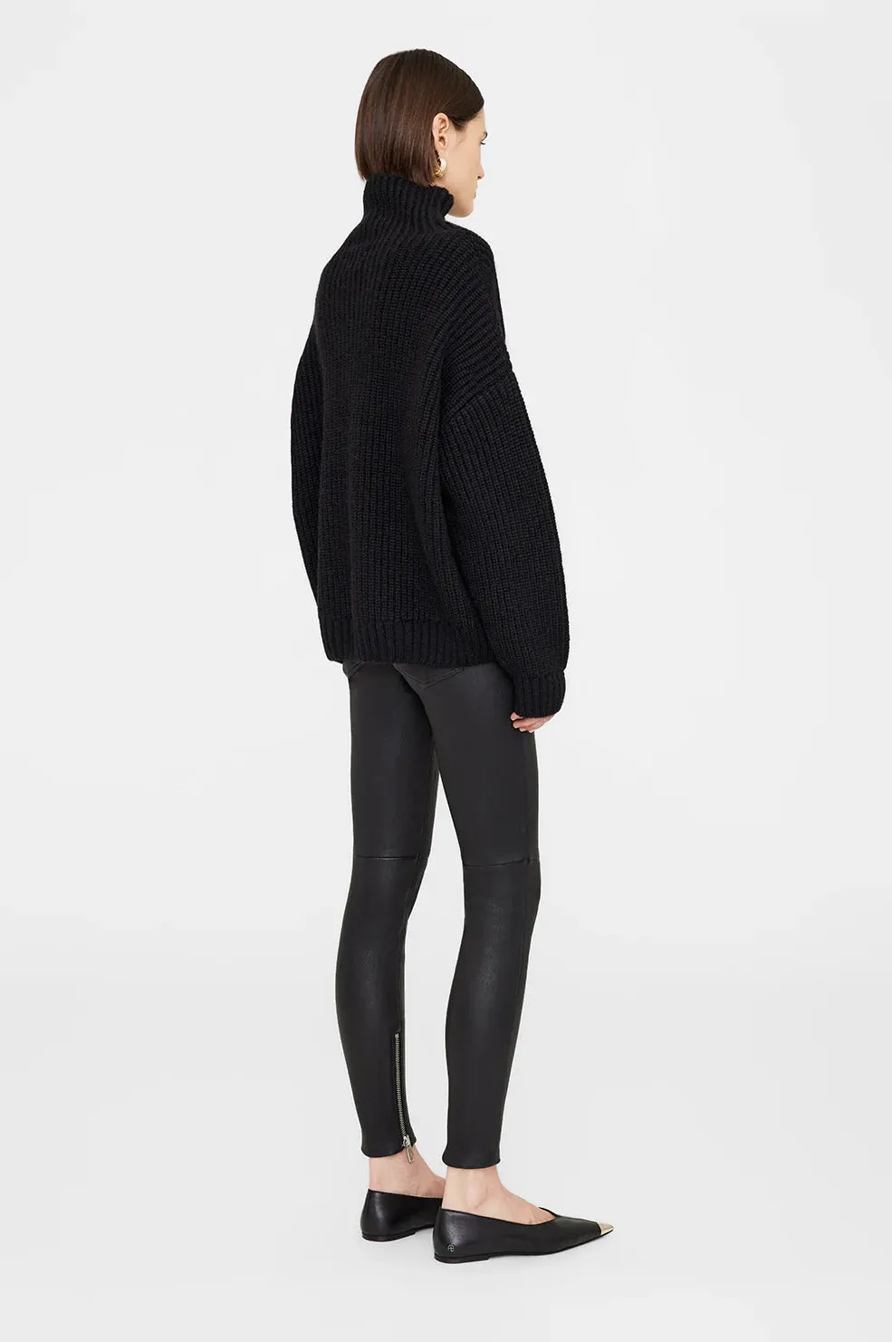 Sydney Crew Sweater- Black