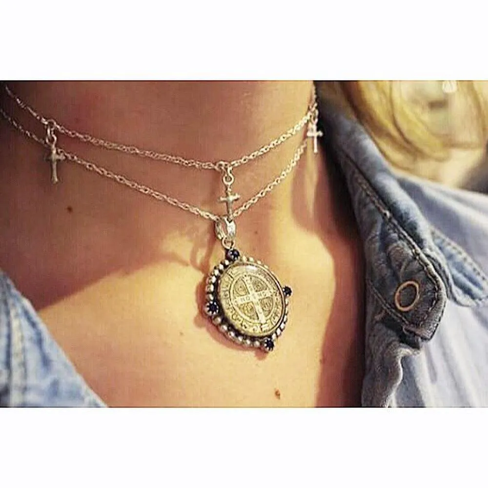 Triple Lovers Cross Choker
