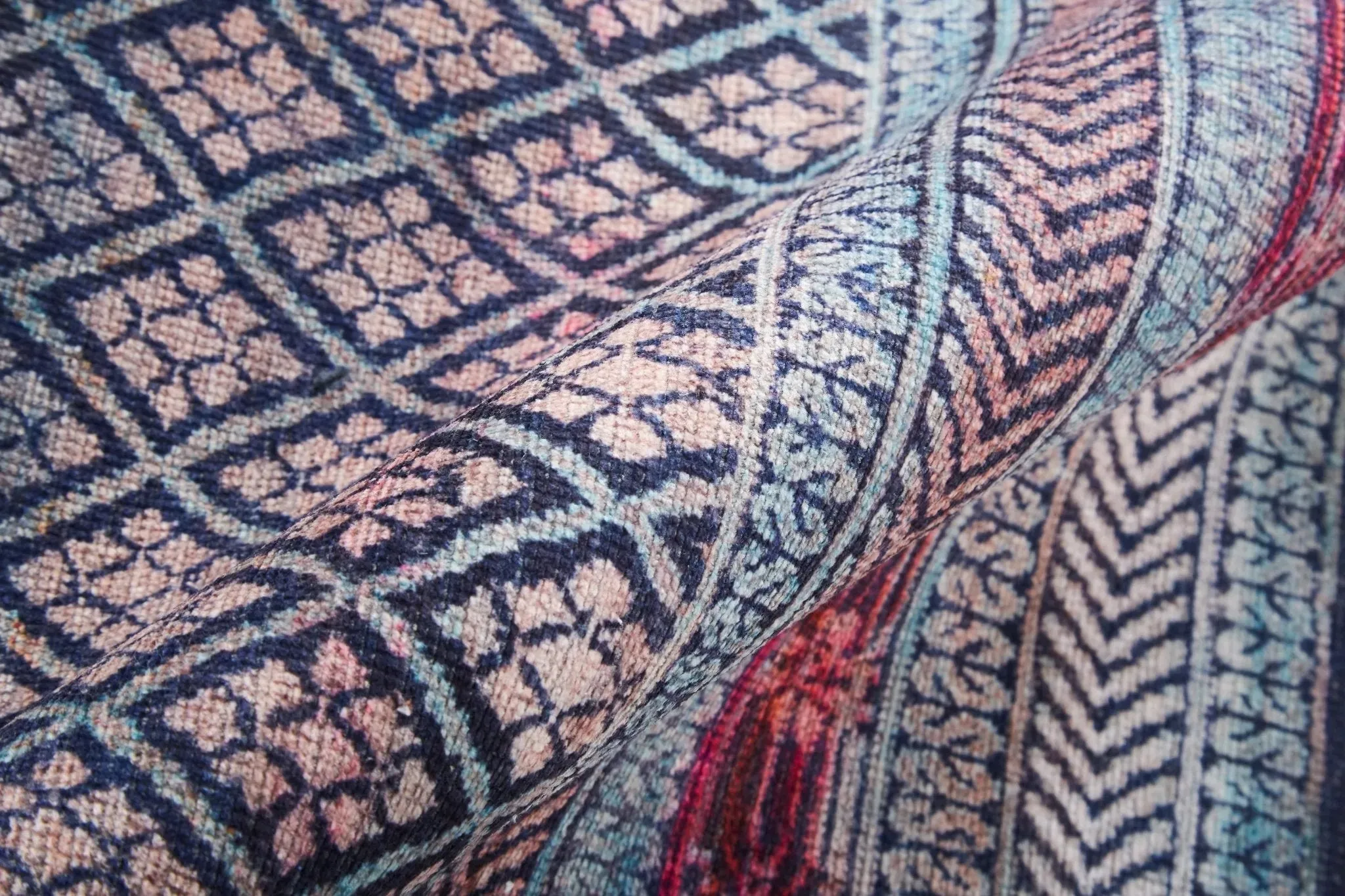 Voss VOS39H7F Tan/Blue Rug