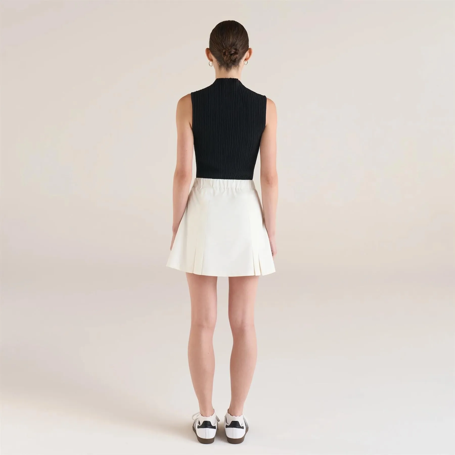 Womens Ace Sleeveless Mockneck II Black/Bone/Snow White - 2024