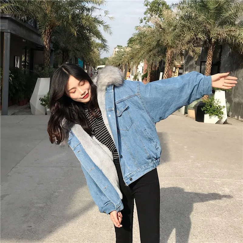 Women's Autumn/Winter Warm Hooded Denim Jacket With Fur On Hood